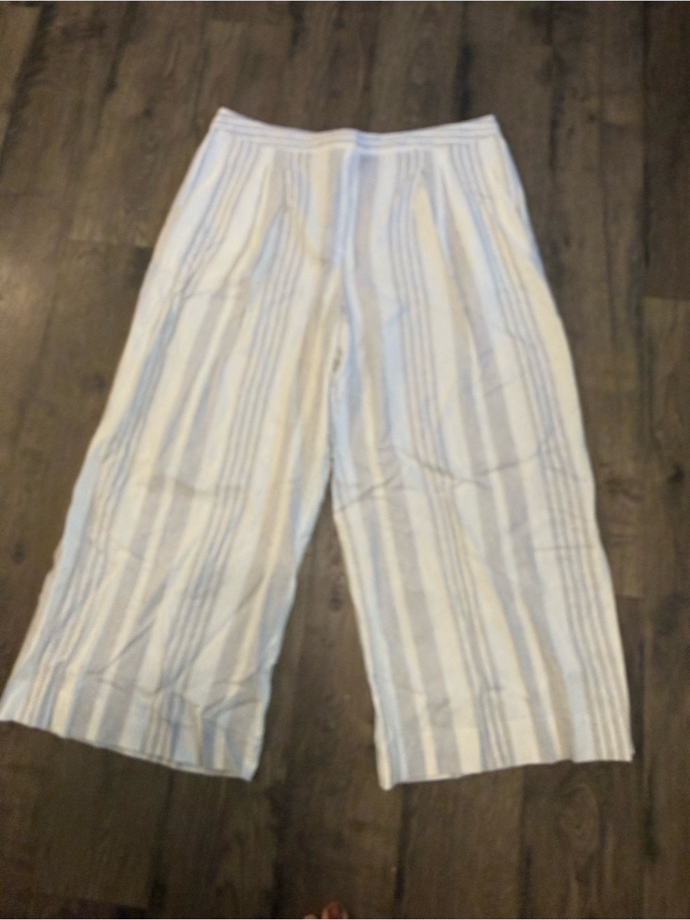 Worthington Grey and White Striped Cropped Wide-Leg Pants